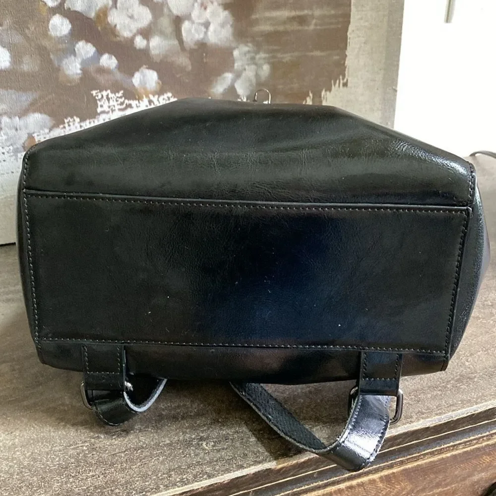 Heshe Black Leather Backpack Flap Closure‎ Classic Daypack Travel